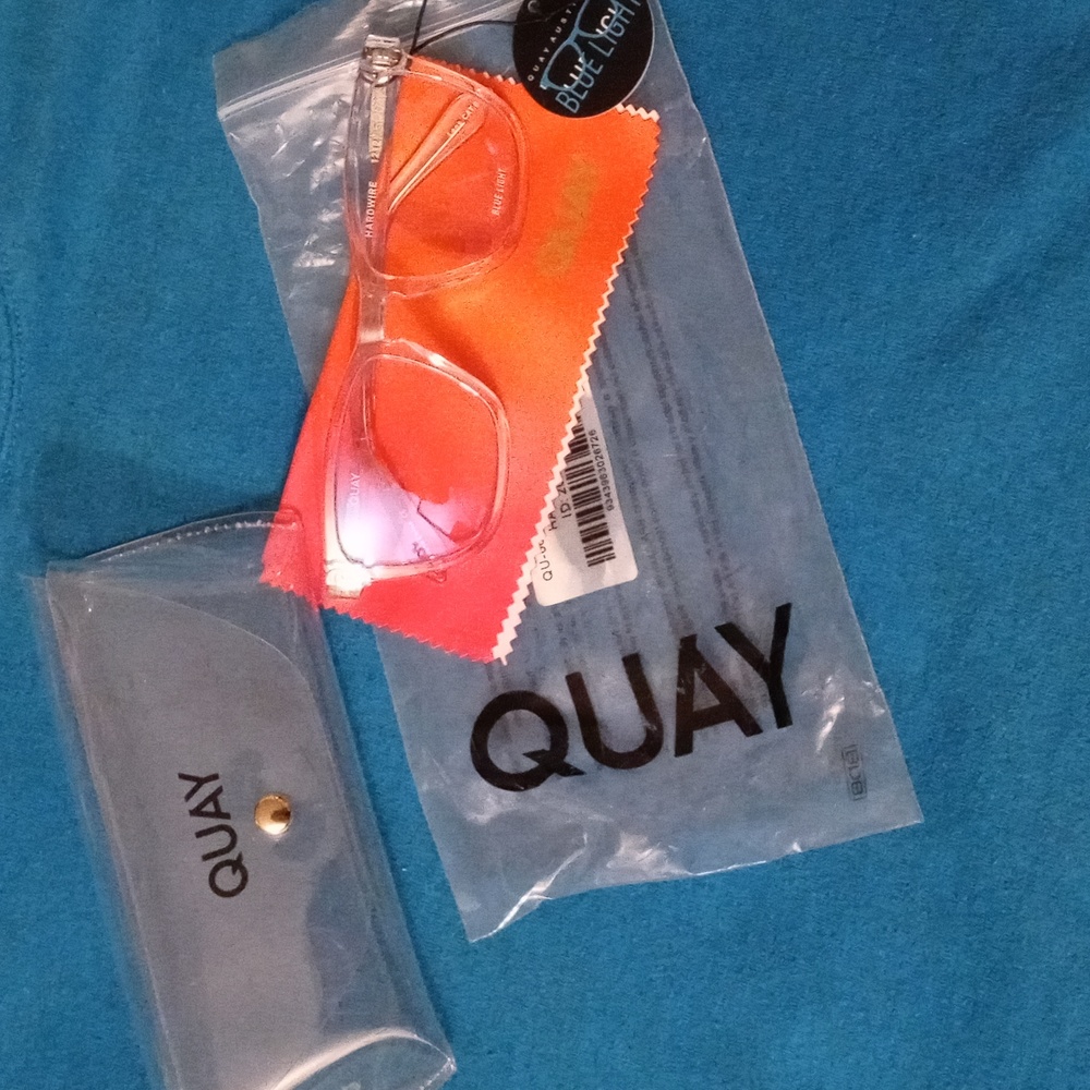 Quay blue Light glasses. NWT
